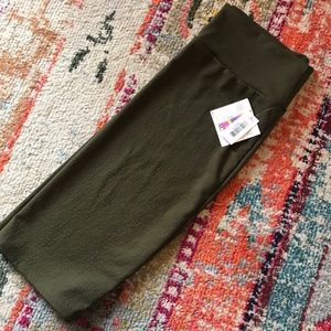 NWT Army Green Cassie!